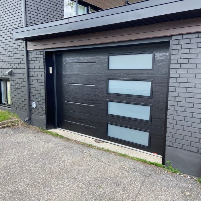 Photo - Vog Noir avec thermos sablé sur le côté - GARAGA